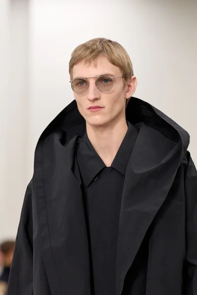 Look 70